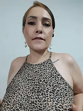 Miss Agatha online show from March 21, 2026, 12:45 am