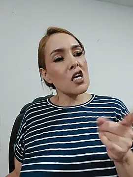 Miss Agatha online show from March 23, 2026, 10:31 pm