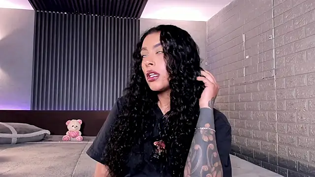 magic marg online show from December 18, 2025, 11:41 pm