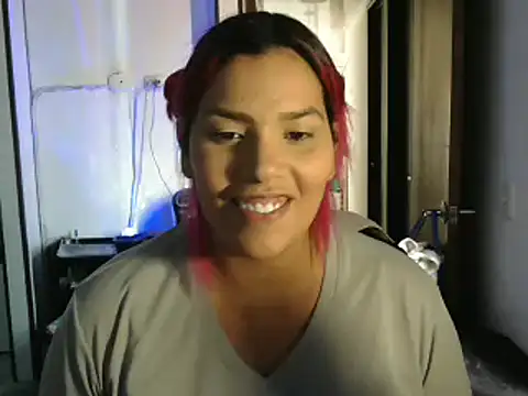 CarolinaRincon online show from March 1, 2025, 7:15 pm