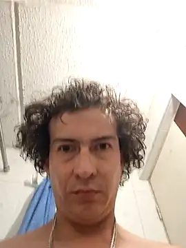 Snapshot of yonson90s chatting on September 30, 2025, 3:23 am yonson90s online show from September 30, 2025, 3:23 am