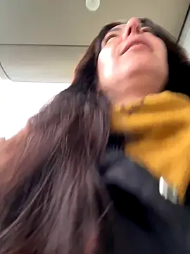 Snapshot of eveangelll chatting on November 11, 2025, 8:31 am eveangelll online show from November 11, 2025, 8:31 am