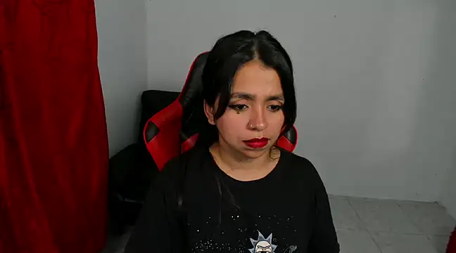 Snapshot of cory_rose chatting on February 5, 2025, 4:16 am cory rose online show from February 5, 2025, 4:16 am