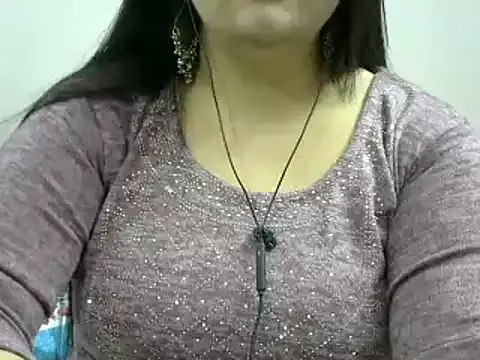 Snapshot of Shruti_139 chatting on December 29, 2024, 9:52 pm Shruti 139 online show from December 29, 2024, 9:52 pm