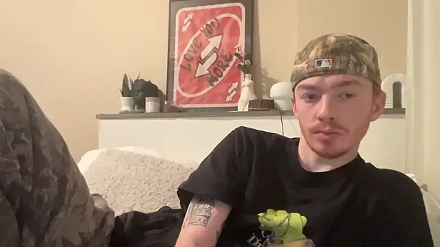 Snapshot of younghungginger chatting on February 4, 2025, 2:07 am younghungginger online show from February 4, 2025, 2:07 am