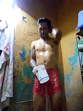 Snapshot of pene_latinoriico chatting on December 18, 2025, 8:52 am pene latinoriico online show from December 18, 2025, 8:52 am