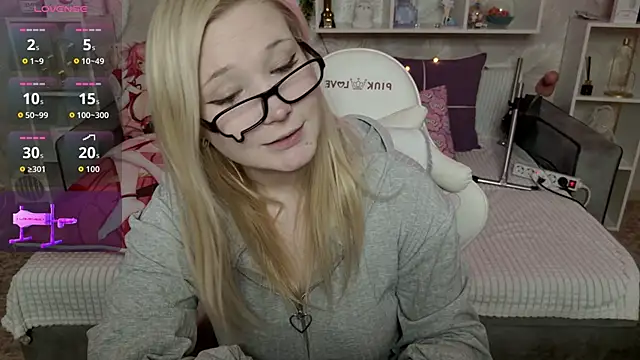 MeowkaKitty online show from March 10, 2026, 2:59 am