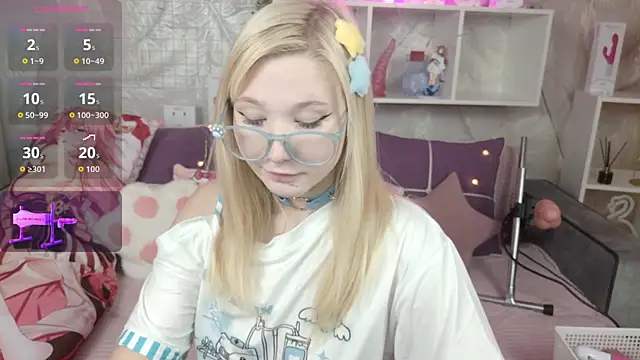 Snapshot of MeowkaKitty chatting on November 3, 2025, 2:06 am MeowkaKitty online show from November 3, 2025, 2:06 am