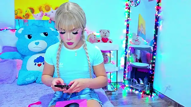 Candy Candy   online show from February 8, 2026, 11:24 pm