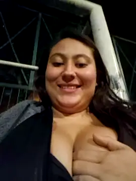 Snapshot of Celeem_ chatting on November 27, 2025, 4:02 am Celeem online show from November 27, 2025, 4:02 am