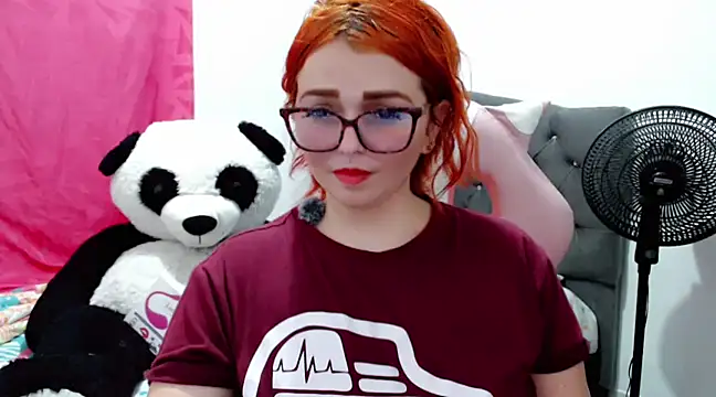 Snapshot of Alexatexa2929 chatting on February 14, 2025, 3:43 am Alexatexa2929 online show from February 14, 2025, 3:43 am