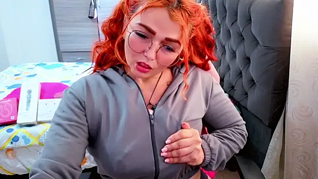 Alexatexa2929 online show from April 12, 2026, 5:38 pm