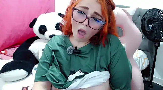 Snapshot of Alexatexa2929 chatting on February 27, 2025, 2:46 am Alexatexa2929 online show from February 27, 2025, 2:46 am