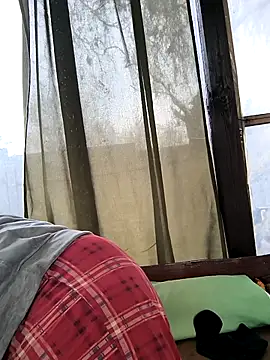 jusichka online show from November 1, 2025, 6:19 am