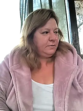 jusichka online show from November 2, 2025, 5:12 am