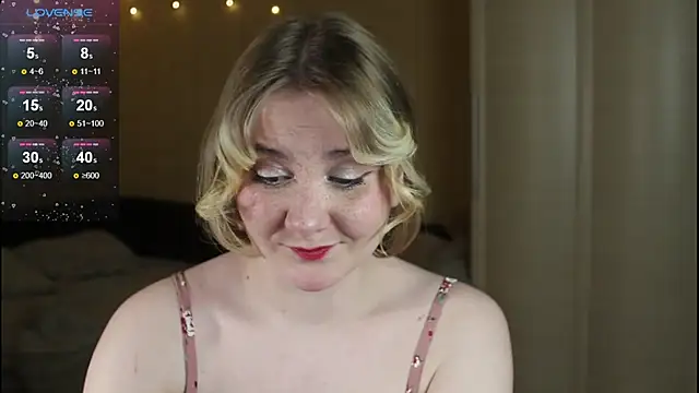 sensual girrrl online show from December 3, 2024, 8:11 pm