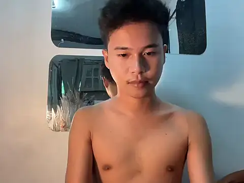 Asiantwink21 online show from September 14, 2025, 5:52 am