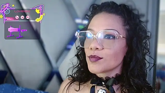 Snapshot of paula_daniela1 chatting on November 8, 2025, 2:42 pm paula daniela1 online show from November 8, 2025, 2:42 pm