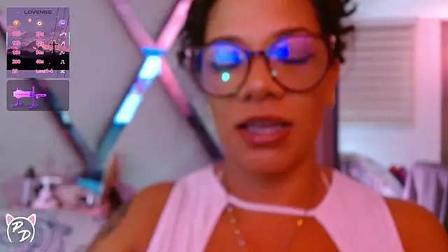 Snapshot of paula_daniela1 chatting on July 19, 2026, 10:17 pm paula daniela1 online show from July 19, 2026, 10:17 pm