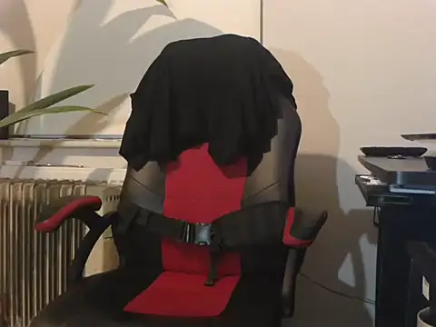 Snapshot of samson2012 chatting on November 13, 2025, 8:02 pm samson2012 online show from November 13, 2025, 8:02 pm