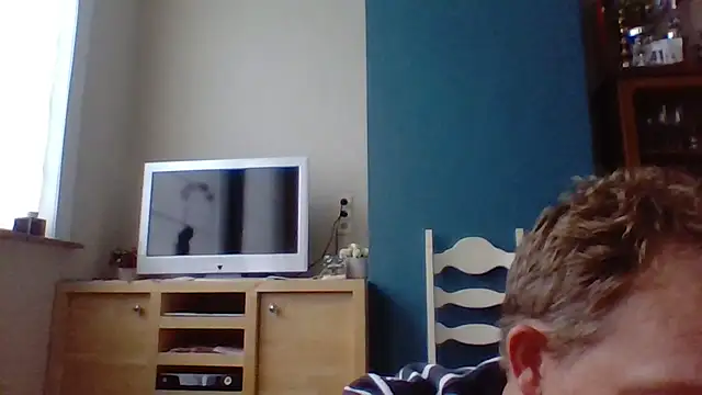 Snapshot of bertolini chatting on October 15, 2025, 2:03 pm bertolini online show from October 15, 2025, 2:03 pm