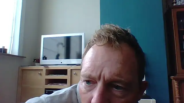 Snapshot of bertolini chatting on September 15, 2025, 1:33 pm bertolini online show from September 15, 2025, 1:33 pm