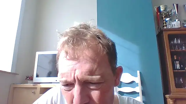 Snapshot of bertolini chatting on September 24, 2025, 8:43 am bertolini online show from September 24, 2025, 8:43 am