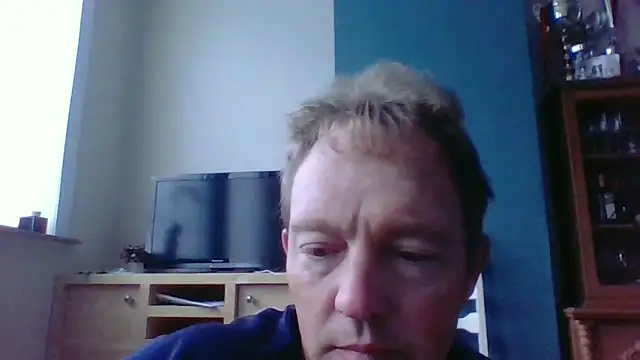 Snapshot of bertolini chatting on October 20, 2025, 7:20 am bertolini online show from October 20, 2025, 7:20 am