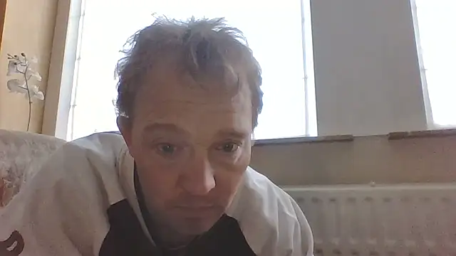 Snapshot of bertolini chatting on November 30, 2025, 1:56 pm bertolini online show from November 30, 2025, 1:56 pm