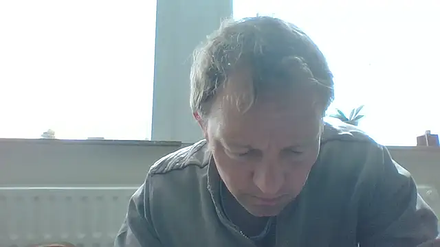 bertolini online show from April 2, 2026, 1:07 pm