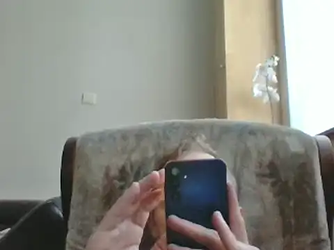 Snapshot of bertolini chatting on March 18, 2025, 5:23 pm bertolini online show from March 18, 2025, 5:23 pm