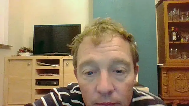 Snapshot of bertolini chatting on November 14, 2025, 4:43 pm bertolini online show from November 14, 2025, 4:43 pm