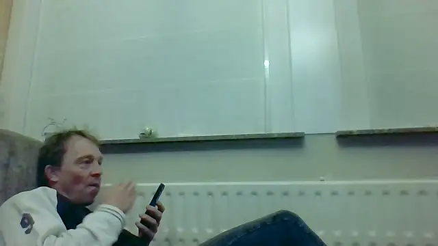 Snapshot of bertolini chatting on December 1, 2025, 10:32 pm bertolini online show from December 1, 2025, 10:32 pm