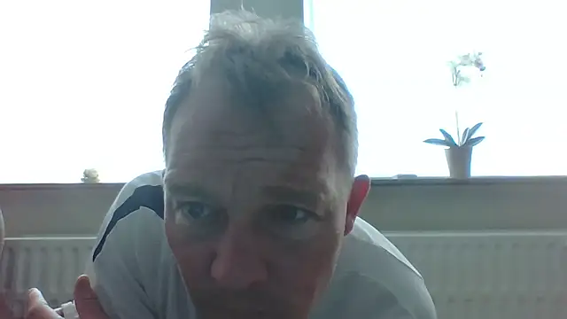 Snapshot of bertolini chatting on May 18, 2026, 7:02 am bertolini online show from May 18, 2026, 7:02 am
