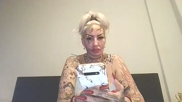 Jeanny Bln online show from December 16, 2024, 4:38 pm