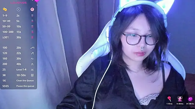 maydaykimmy online show from April 25, 2026, 9:12 pm