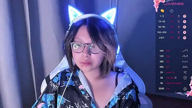 maydaykimmy online show from September 24, 2025, 9:43 pm