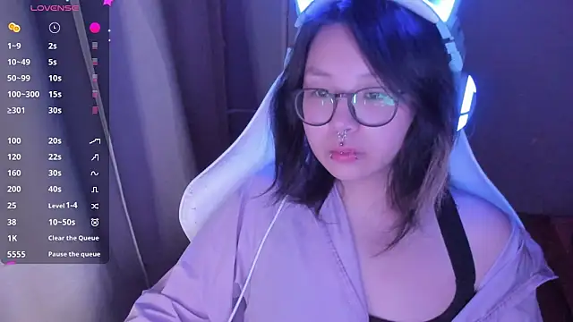 maydaykimmy online show from May 28, 2026, 10:48 pm