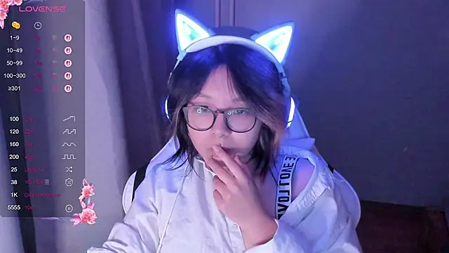 maydaykimmy online show from November 2, 2025, 9:20 pm