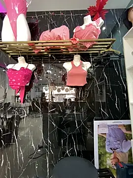 SUUKAM online show from December 1, 2025, 9:48 pm