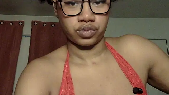 Snapshot of goddessdaisysky chatting on November 20, 2025, 3:12 pm goddessdaisysky online show from November 20, 2025, 3:12 pm