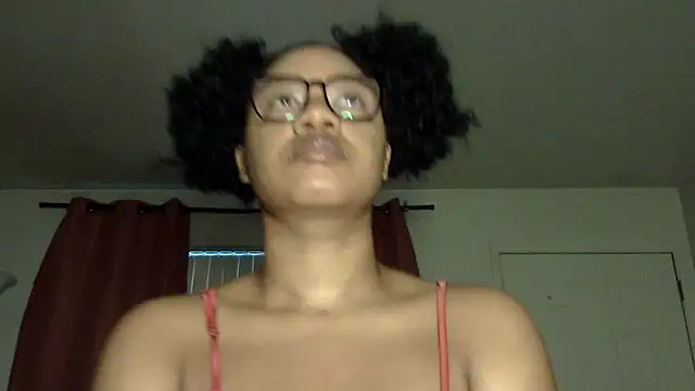 Snapshot of goddessdaisysky chatting on November 14, 2025, 3:26 pm goddessdaisysky online show from November 14, 2025, 3:26 pm