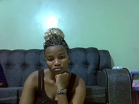 prettychoco1 online show from February 28, 2025, 6:41 pm