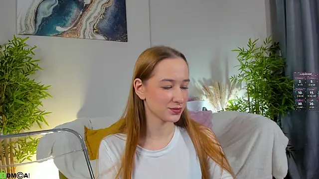 Snapshot of Sweett_Monica chatting on November 19, 2025, 1:16 am Sweett Monica online show from November 19, 2025, 1:16 am