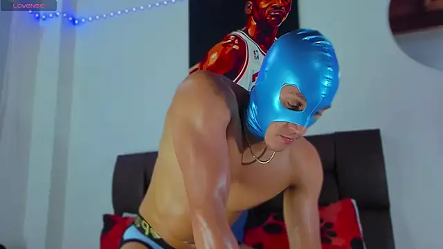 Snapshot of MikeRoss7777 chatting on March 2, 2025, 8:38 am MikeRoss7777 online show from March 2, 2025, 8:38 am