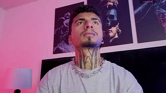 JuanCamiilo 66 online show from March 16, 2026, 5:55 am