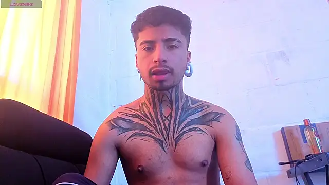 JuanCamiilo 66 online show from May 14, 2026, 4:04 pm