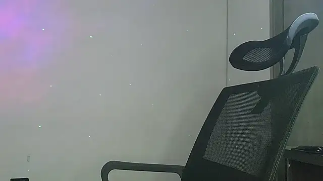 lizescobarxxxx online show from October 31, 2025, 3:25 am