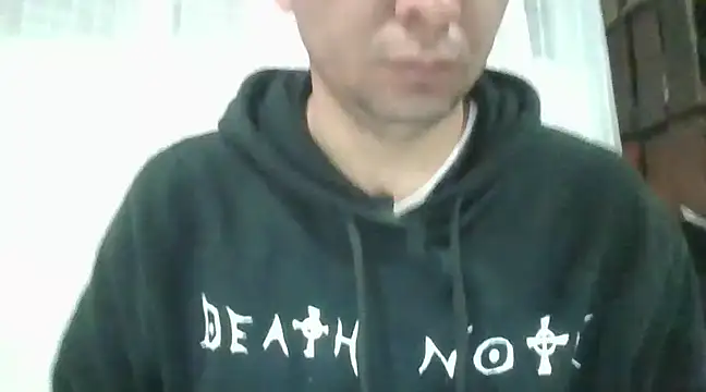 Snapshot of angeljz4 chatting on December 25, 2024, 11:20 pm angeljz4 online show from December 25, 2024, 11:20 pm