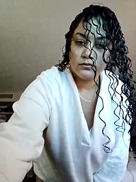 Snapshot of honeeyyy_pot chatting on February 20, 2026, 6:26 am honeeyyy pot online show from February 20, 2026, 6:26 am